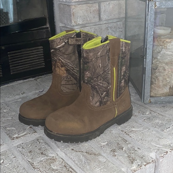 magellan toddler boots